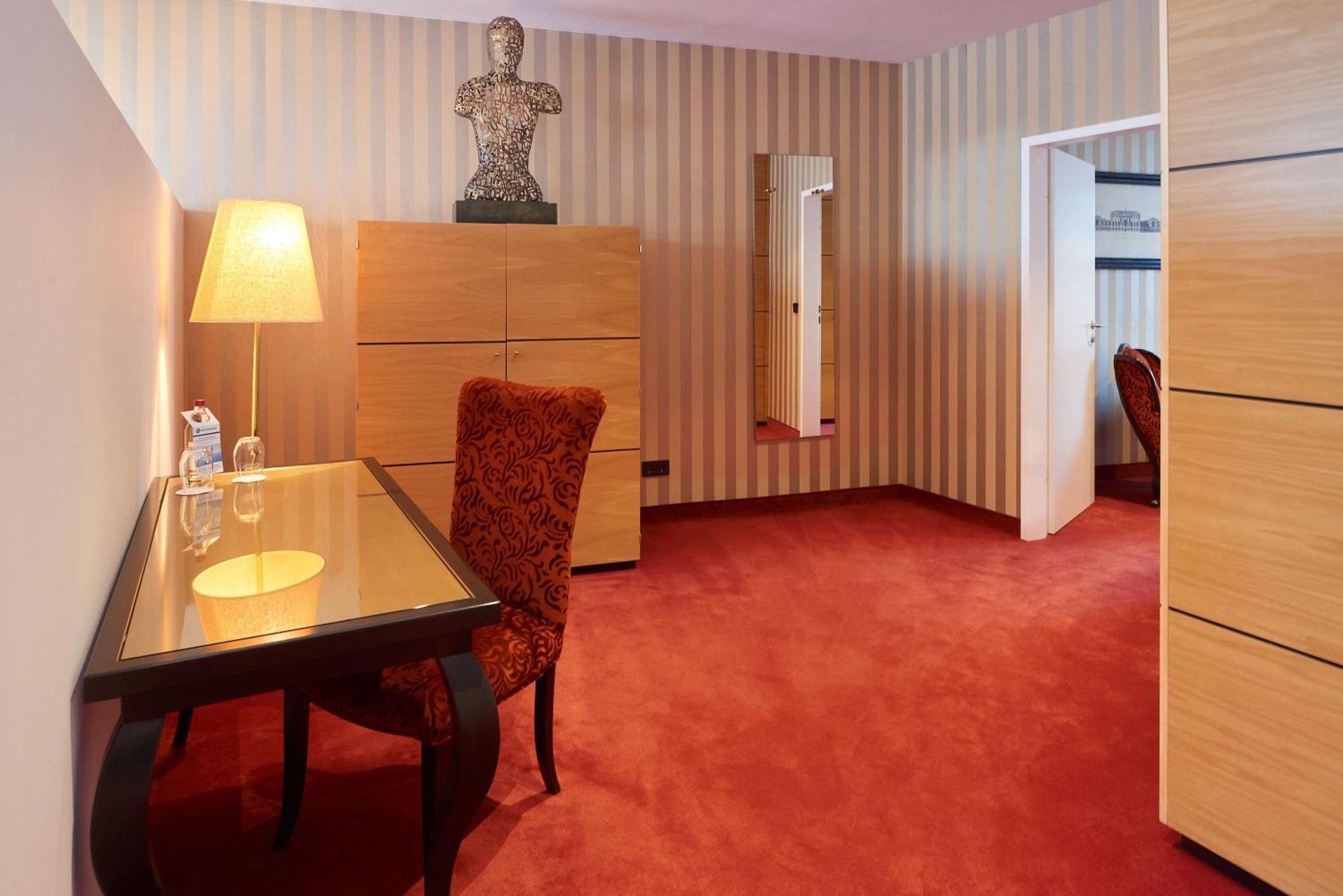 Best Western Hotel Hamburg International Exterior photo